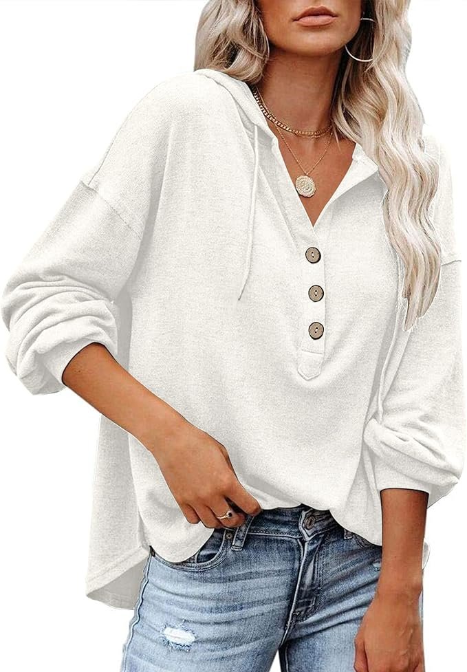 Erleben Sie ultimativen Komfort und Stil mit unserem PLOKNRD Kapuzenpullover in Cremeweiß!